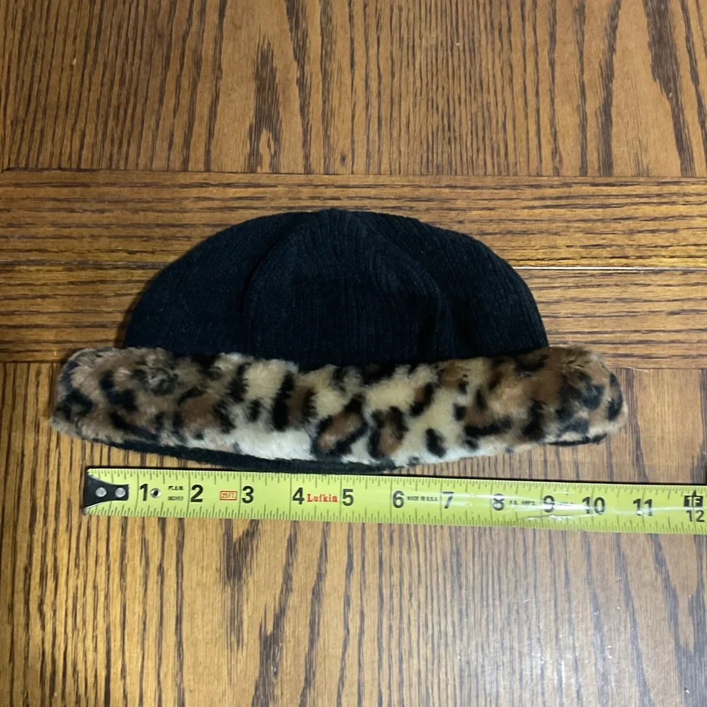 Girls Black and Leopard Print Hat